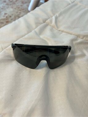SMITH Black Shield Sunglasses with Dark Smoke Lens